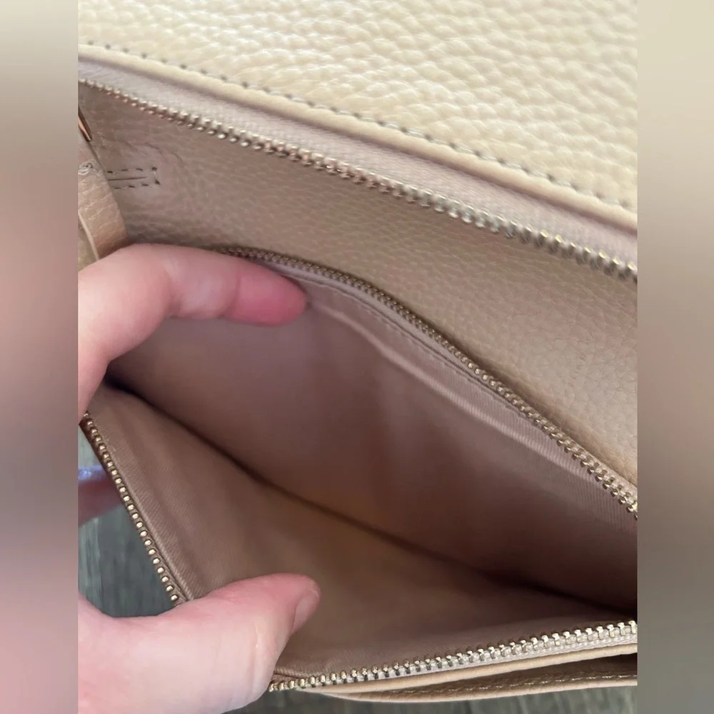 Oroton Avalon - Foldover Chain Crossbody - Picture 13 of 16